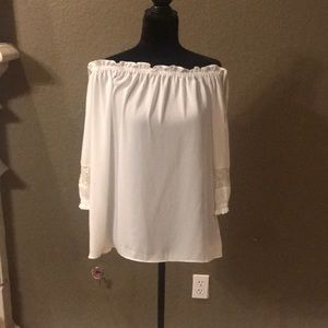 New York &Co-White Blouse